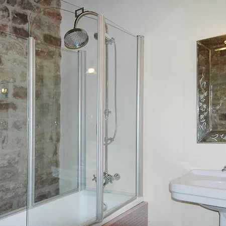 Villa Castello Di Gubbio By Mmega *