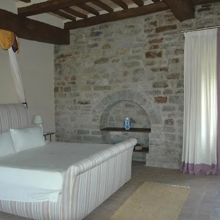 Castello Di Gubbio By Mmega