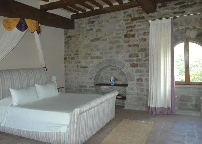 Castello Di Gubbio By Mmega