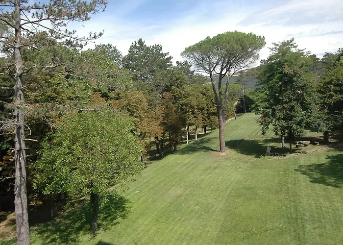 Castello Di Gubbio By Mmega * Colpalombo